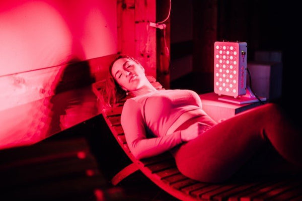 Lichttherapie bij slaapproblemen: beter slapen met rood licht - Liroma