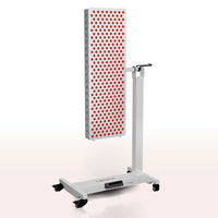 Liroma PrimeForce Elite roodlichttherapie paneel op elektrische standaard